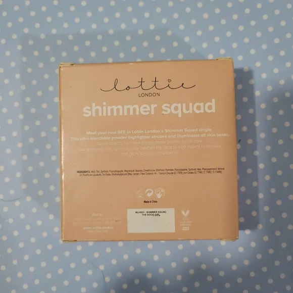 Powder Highlighters - Picture 5 of 7